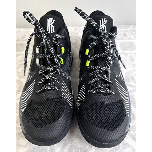 Nike Kyrie Flytrap 5 GS Black Cool Gray Shoes Size 7Y #DD0340-002 - Picture 2 of 12